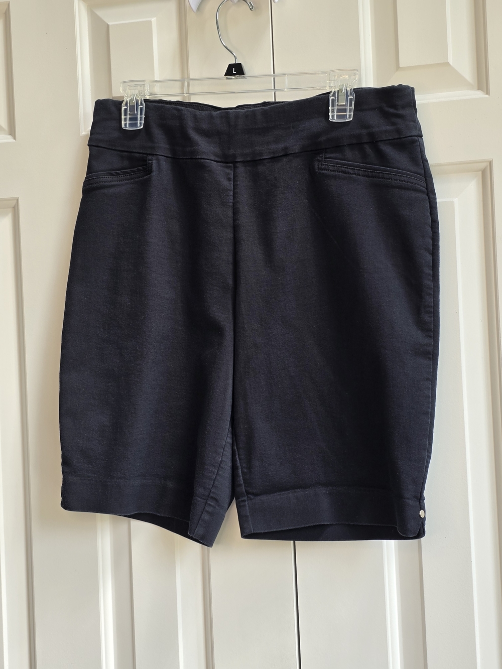 croft & barrow Women's Black Pull-On Bermuda Shorts
